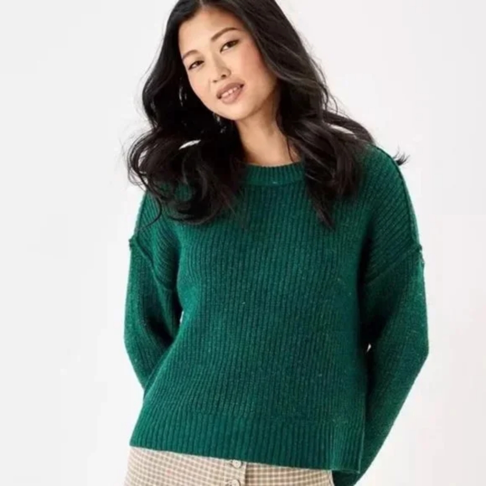 American Eagle Dark Green Sweater